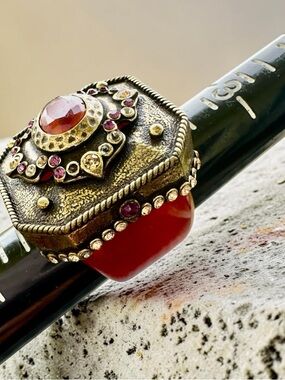 Vintage Statement Ring - Hand-Carved Natural Carnelian Agate Band - Size 6